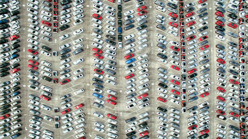 Drivers waste billions of dollars in the battle for parking, study says